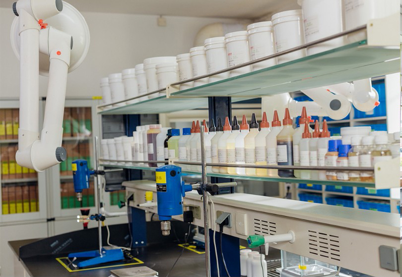 Was ist besser, PUR-Schmelzkleber oder EVA-Schmelzkleber?